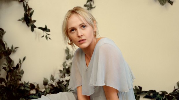 Laura Marling explores the feminine with a touch of the masculine on her new album <i>Semper Femina</i>.