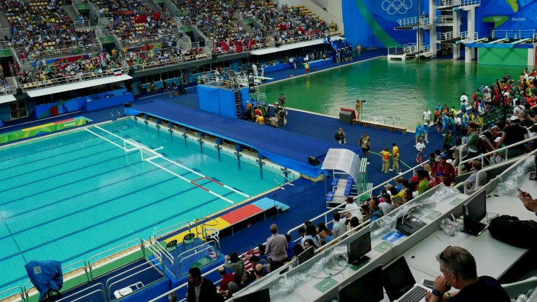 Diving Pool Turns Green For Synchronised Final At Rio Olympics