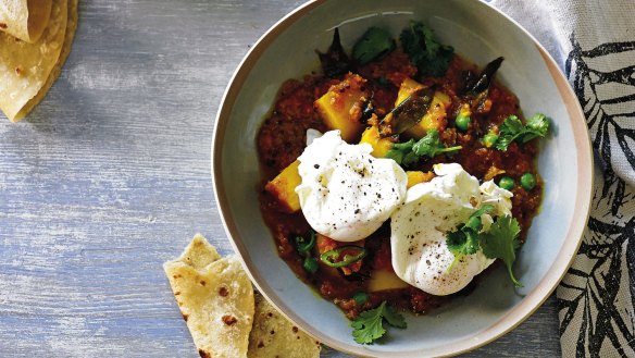 Breakfast curry has just the right amount of spice to kick-start your day. 