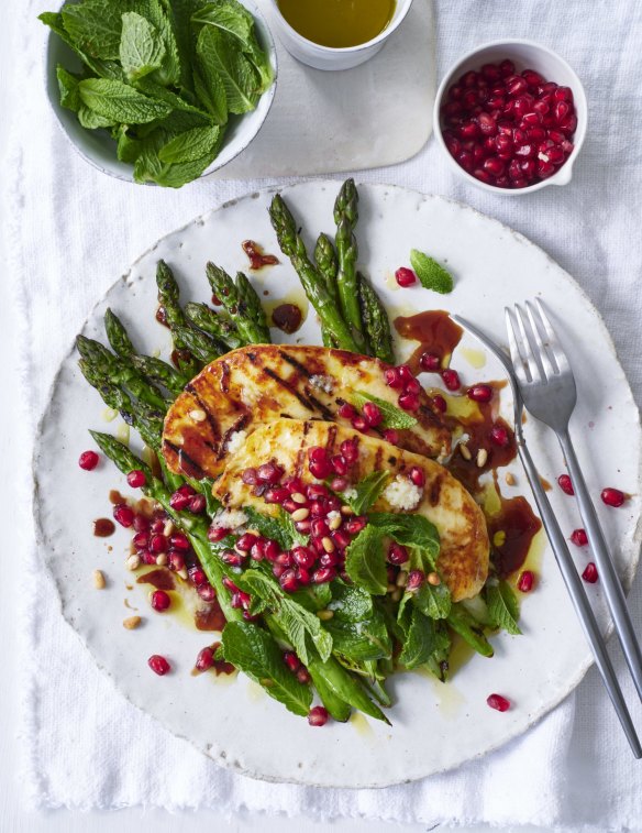 Grilled asparagus and halloumi salad.