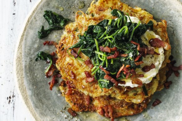 Potato roesti topped with spinach, blue cheese sour cream and bacon.