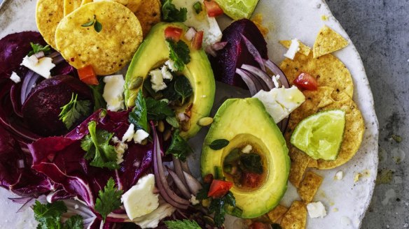 Winter-friendly guacamole salad.