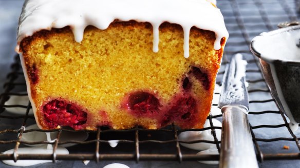 Invest in a cake cooling rack that won't buckle.