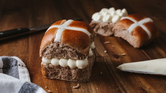 Hot cross buns filled with Sicilian citrus-studded ricotta from Cannoleria by That's Amore Cheese.