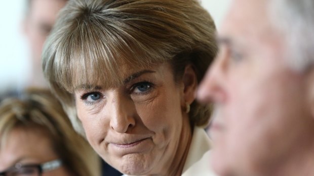 Employment Minister Michaelia Cash has been calling crossbench over the government's threatened double dissolution legislation.