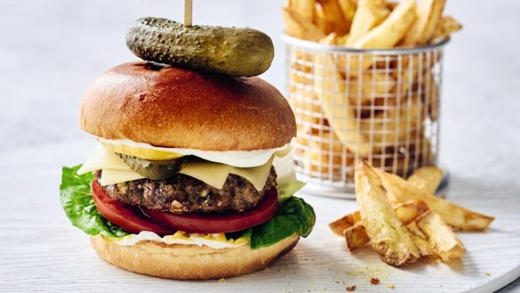 Burgers in an air fryer? Yes, you can.