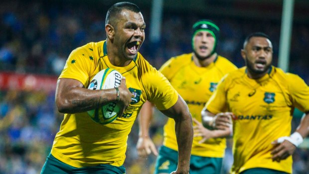 Open path: Kurtley Beale eyes the try line against South Africa.