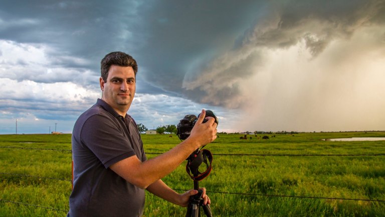 paseo en tornado de bill paxton