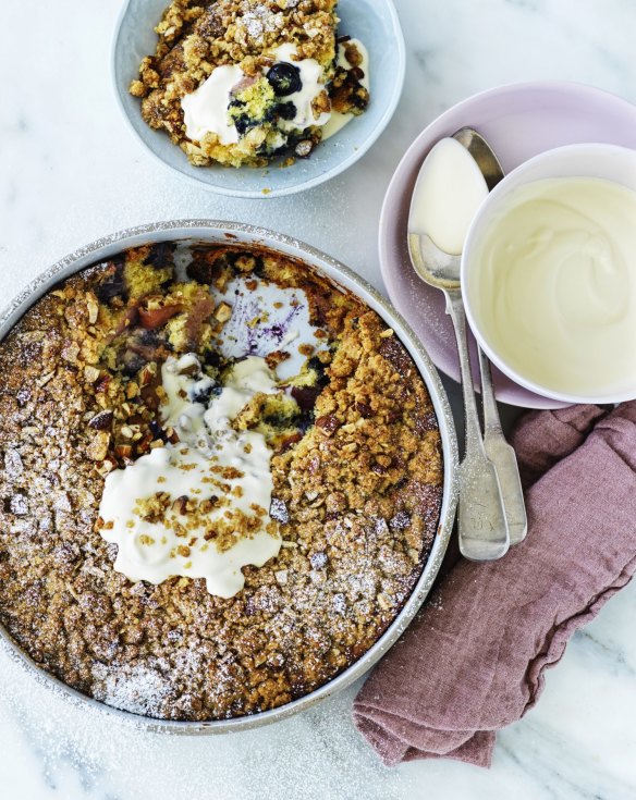 This crumble cake works with many combinations of fruit.