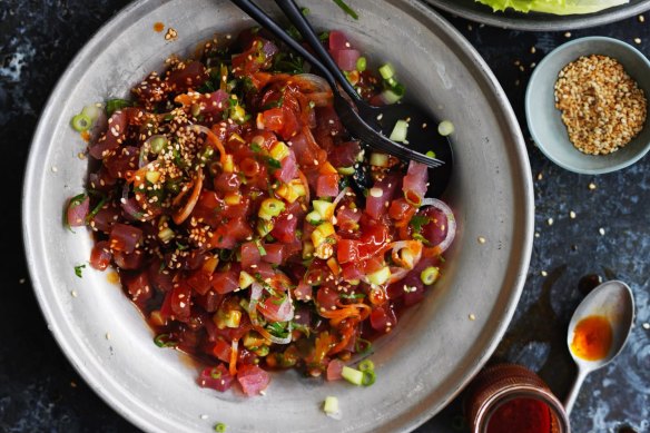 Spicy tuna tartare salad.