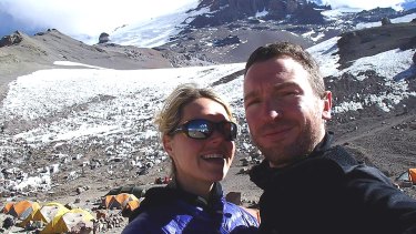 Maria Strydom, who died on a climb to the summit of Mount Everest, with her husband, Robert Gropal.