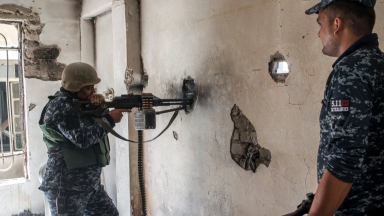 Canadian sniper makes record-breaking kill in Iraq
