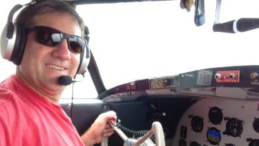 Swan River Plane Crash At Perth Skyshow Tributes For Victims Peter Lynch Endah Cakrawati