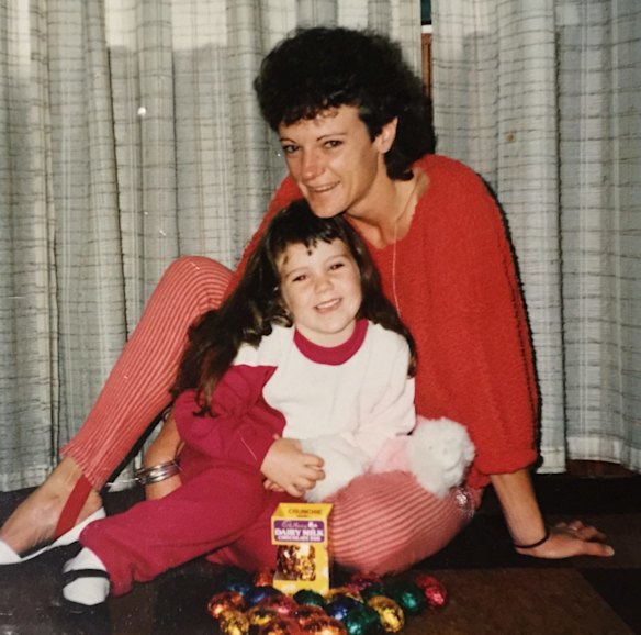 Karen Nettleton and her daughter Tara.