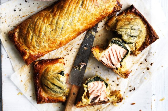 Salmon and creamed spinach en croute.