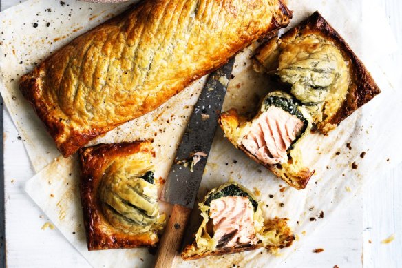 Salmon and creamed spinach en croute.
