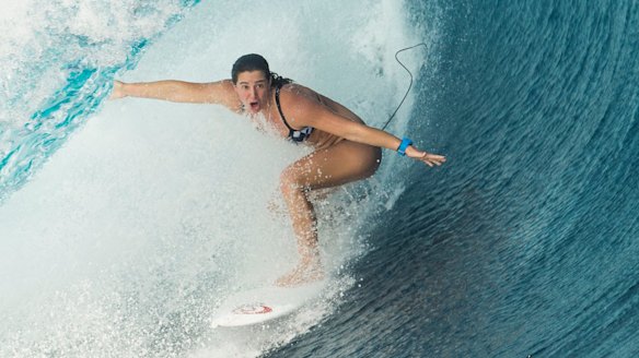 Tyler Wright a step closer to world surf title