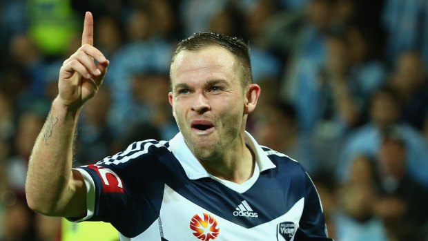 Leigh Broxham has signed on for two more years with Melbourne Victory.