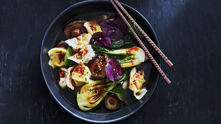 Hot and sour dumpling soup -image