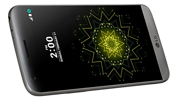 The LG G5.