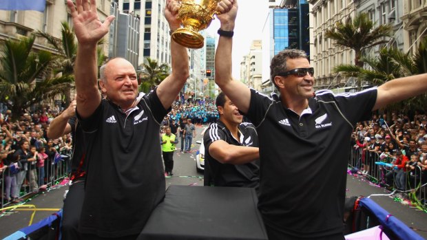 Pedigree: Former New Zealand coach Graham Henry (L) and current assistant coach Wayne Smith (R) hold up the Webb Ellis Cup after the All Blacks' 2011 RWC win.