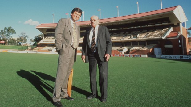Prize interview ... Ray Martin and Don Bradman at the Adelaide Oval in 1996.