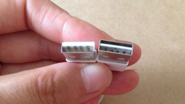 The Lightning cable for the rumored iPhone 6 may come with reversible ends.