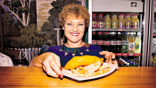 Pauline Hanson serves fish and chips at a shopping centre on the original One Nation campaign trail.