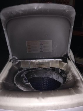 A Samsung washing machine that caught on fire in November 2015.