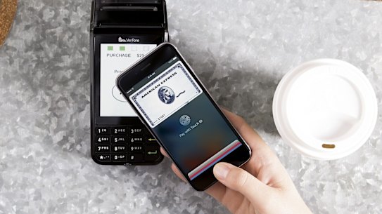 Apple argues banks will compete more if customers can easily switch cards through Apple Pay.