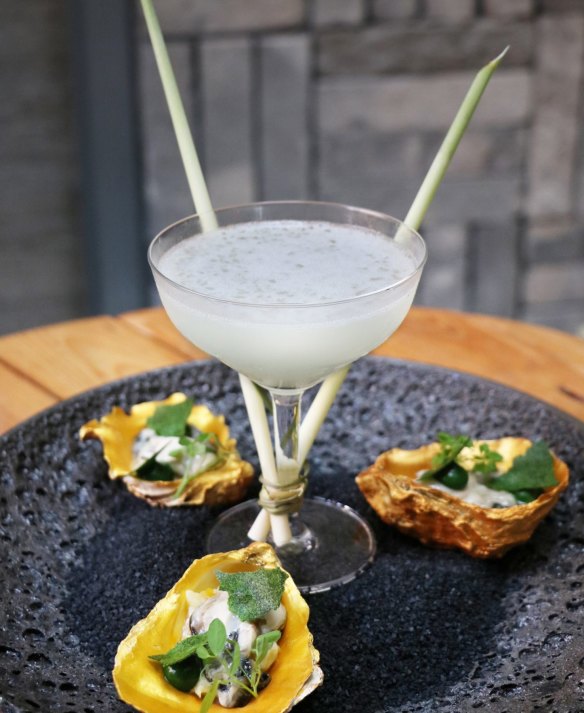 Oyster omelette and lemongrass gimlet at the Tippling Club.