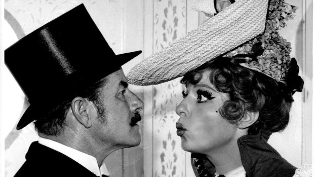 The original Australian production of Hello Dolly! in 1965 starred Carole Cook and Jack Goode. 