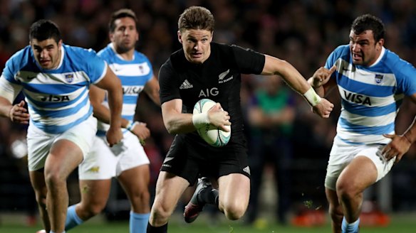 Straight up the middle: Beauden Barrett shows a clean set of heels in Hamilton.
