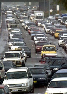 A new report suggests our government agencies have no idea how to combat traffic congestion.