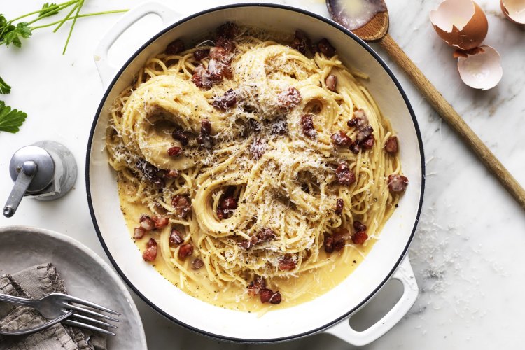 Spaghetti carbonara.
