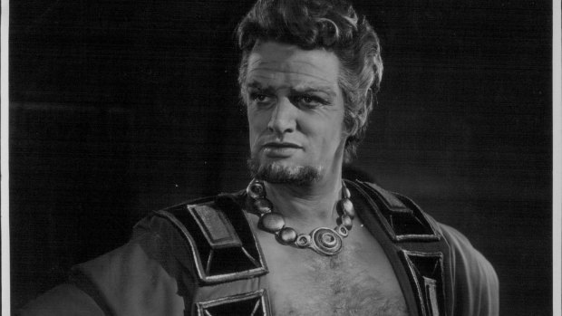 Australian actor Keith Michell becomes Marc Antony. 