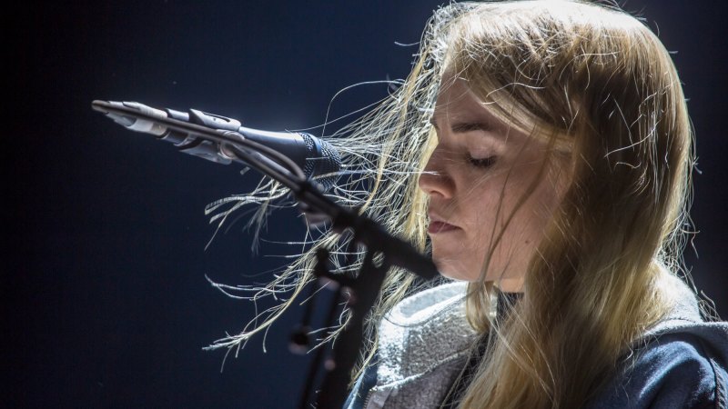 i was terrified how london grammar s hannah reid came back from the brink how london grammar s hannah reid came