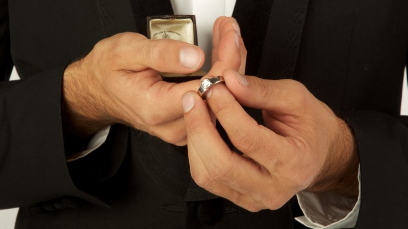 Engagement Rings Are A Sexist And Outdated Tradition