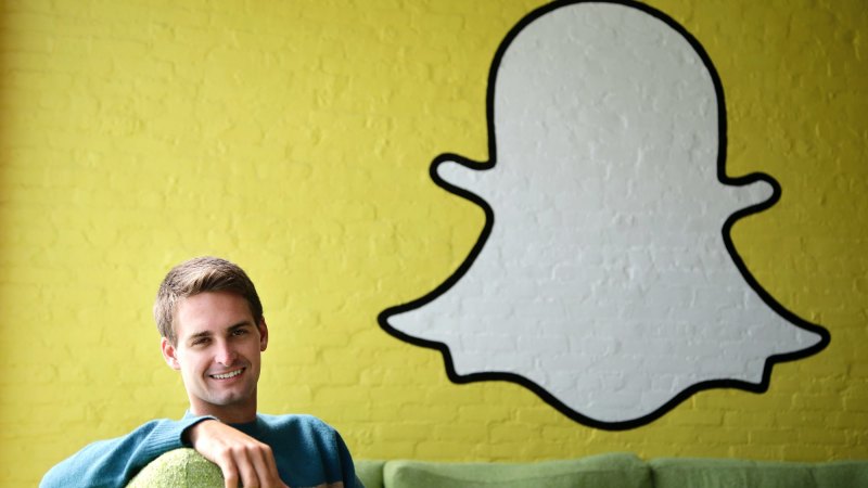 Snapchat Now Owns Your Photos Even After They Disappear