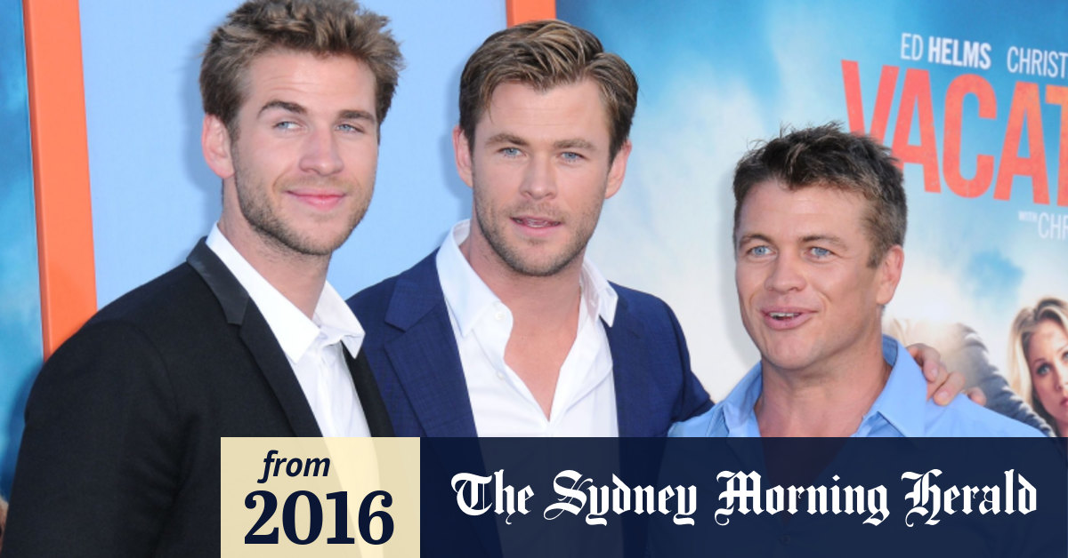 Liam Hemsworth Once Threw A Knife At Brother Chris Head He also said that their mom once broke her finger while trying to break up one of their fist fights. liam hemsworth once threw a knife at