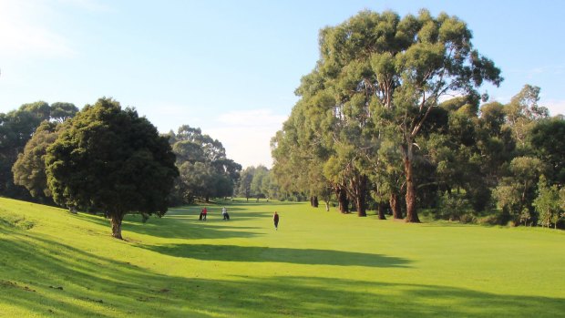 Oakleigh Public Golf Course is said to have the most difficult suburban hole in Melbourne. 
