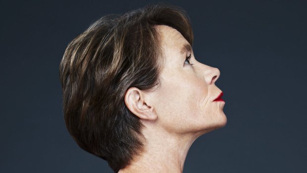 Celia Imrie started her professional acting career as a chorus girl in pantomimes.