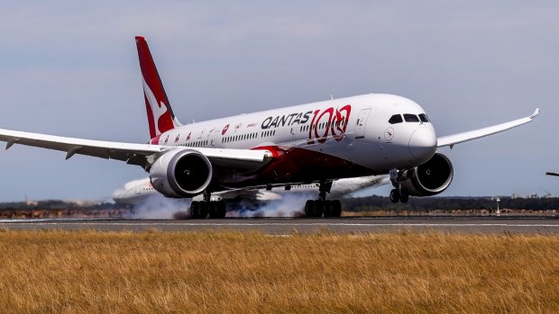 Qantas' Boeing 787-9 Dreamliner lands at Sydney airport after flying direct from London.