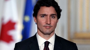 Canadian Prime Minister Justin Trudeau has inspired thirst on the internet with photos of himself in his youth.