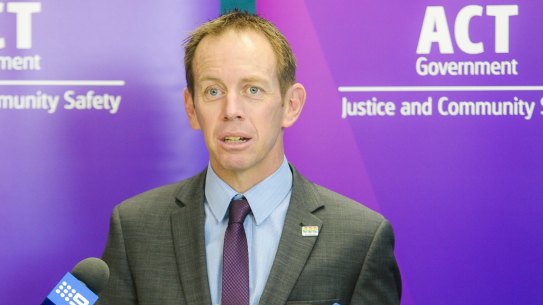 Committee chairman Shane Rattenbury has urged the ACT's Anti-Corruption and Integrity Commission be running by the end of next year.