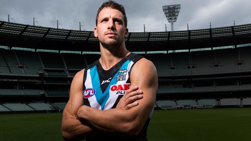 Port Adelaide Captain Travis Boak Injures Hand At Pre Season Training