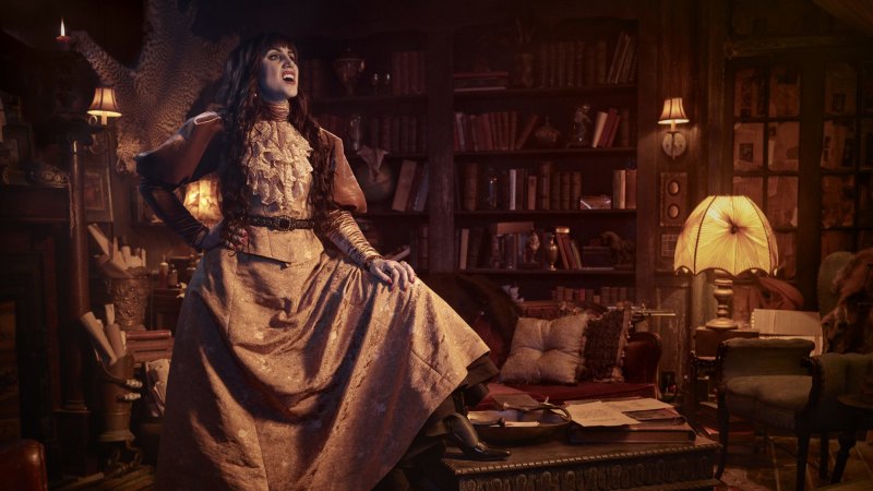 Vampires Cut Teeth To Bridge Humour Gap In What We Do In The