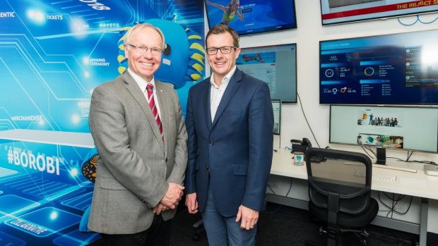Gold Coast Commonwealth Games organising committee chairman Peter Beattie with CISCO Australia vice-president Ken Boal.