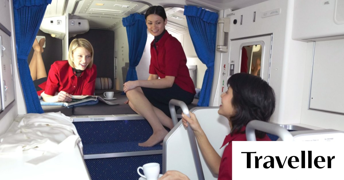 Pilot and cabin crew sleeping compartments on planes How and where