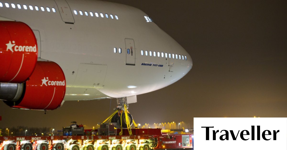 Do aircraft have ignition keys?